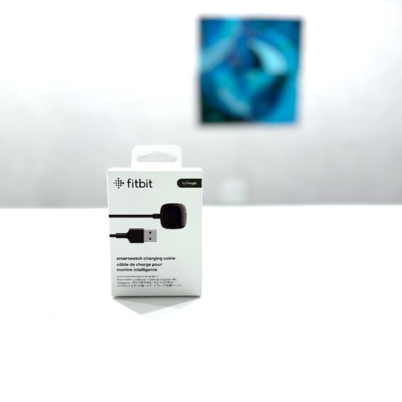 Fitbit - Unopened box Sense and Versa 3 Charging Cable - Black - Picture 3 of 10